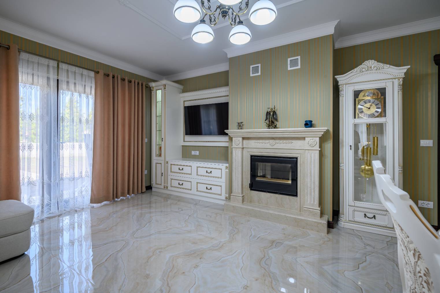 classic-living-room-interior-design-with-marble-fl-2023-11-27-05-26-44-utc